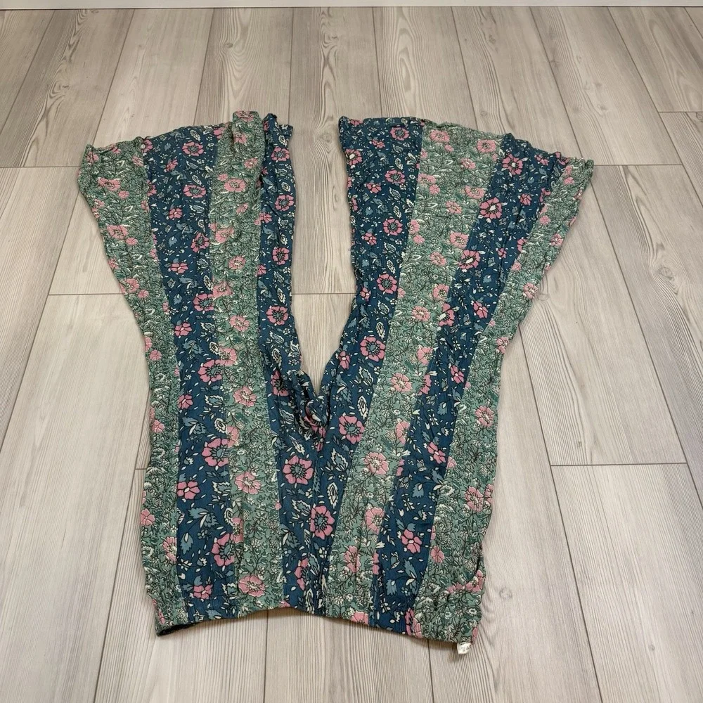 Free People Bali‎ Sultry Boho Flare Pants Small Floral Coastal Hippie Festival - Picture 8 of 12